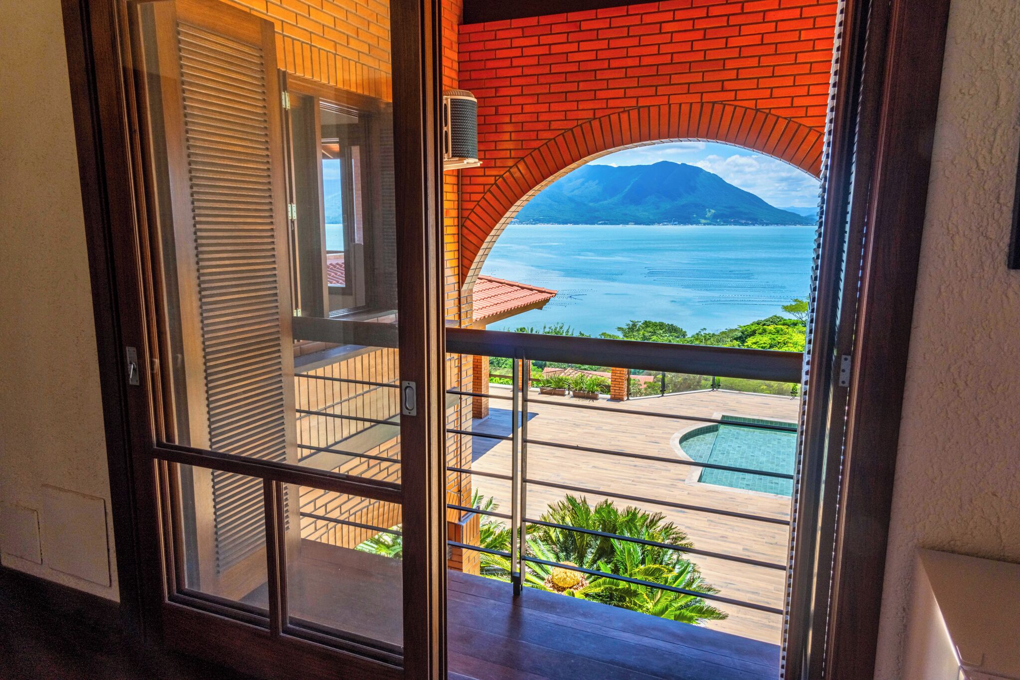 Comfort Suite, Ocean View | Balcony