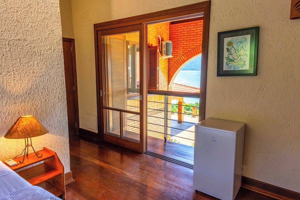 Comfort Suite, Ocean View | 1 bedroom, free WiFi
