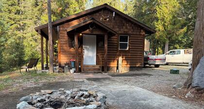 Cozy 1 & 2 bedroom Cabin Hideaways up the Coeur d'Alene River North Fork