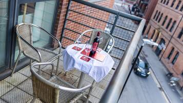 Apartment | Outdoor dining