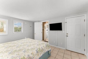 1 chambre, fer et planche à repasser, Wi-Fi gratuit, draps fournis