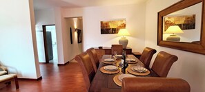 Dining - Charming Carvoeiro villa with private pool, sea view and walk to the beach. (Carvoeiro)