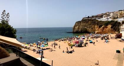 Charming Carvoeiro villa with private pool, sea view and walk to the beach.