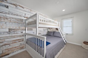 3 室のベッドルーム、WiFi、ベッドシーツ