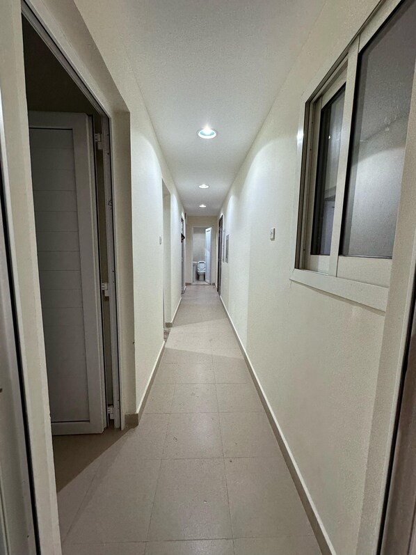 Iron/ironing board, free WiFi - Palm Inn Hostel Mix Dormitory (Dubai)