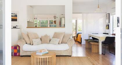 Ro-ana for 6, Gerringong