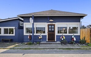 Exterior - NEW! Game Room, Dogs Ok, Walk to Beach (Breakaway) (Ocean Park)