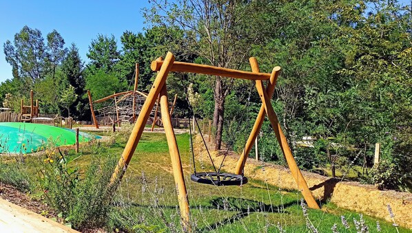 Außen-Kinderspielplatz