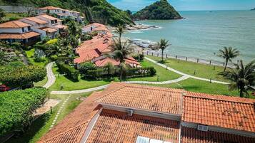 Vila, ar-condicionado, vista para o mar | Fachada