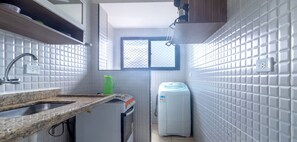 Four, plaque de cuisson, grille-pain