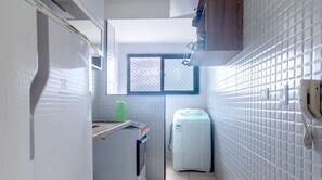 Four, plaque de cuisson, grille-pain