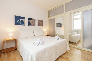 2 bedrooms, iron/ironing board, free WiFi
