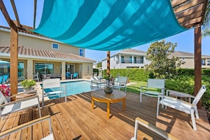 A heated pool - The Enchanted Collection: Banyon Way Manor (Kissimmee)