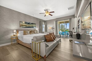 9 bedrooms, desk, iron/ironing board, travel cot - The Enchanted Collection: Banyon Way Manor (Kissimmee)