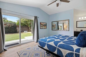 3 bedrooms, desk, iron/ironing board, WiFi