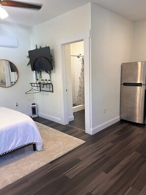 1 quarto, ferros/tábuas de passar roupa, Wi-Fi, roupa de cama