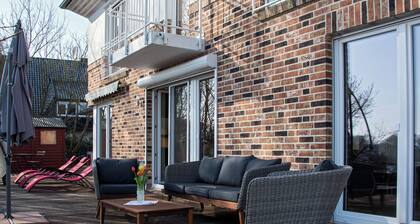 Holiday home by the lake