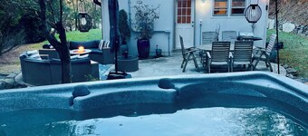 Cozy Cottage in Todd - Hot Tub, Outdoor Oasis