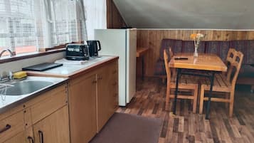 Familjestuga - 3 sovrum | Eget kök | Kyl i allmänt utrymme och mikro i allmänt utrymme