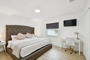 2 chambres, fer et planche à repasser, Wi-Fi, draps fournis