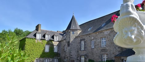 Façade de lâhĂ©bergement