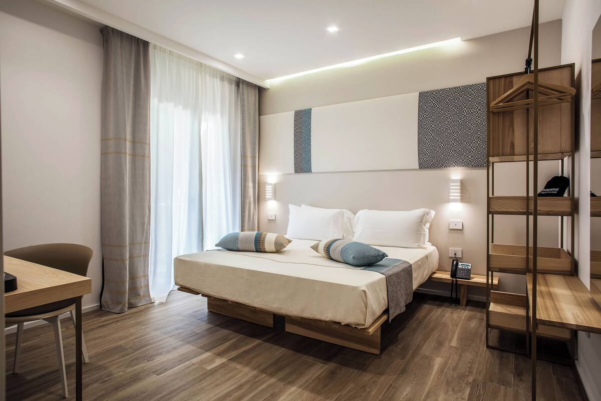 In-room safe, desk, laptop workspace, blackout drapes