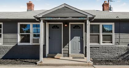 Great Updated King Bed Near Denver Sports field and concerts