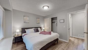 3 Schlafzimmer, Bügeleisen/Bügelbrett, Reisekinderbett, WLAN