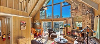 Bow N Arrow Lodge For 8!