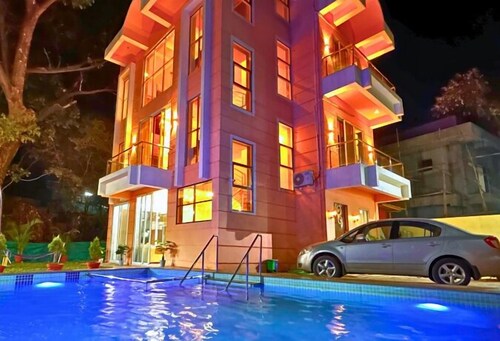 Amy villa lonavala 5bhk with pvt swimming pool -5min from lonavala station.