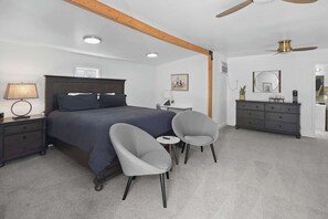 4 bedrooms, iron/ironing board, WiFi, bed sheets