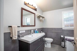 Shower, hair dryer - Tiled Shower, Walk to Main, Kitchenette, Smart TV (Fredericksburg)