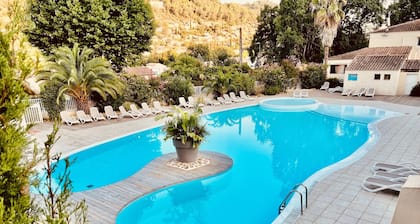 Les Canonniers - Chalet avec Piscine