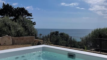 Idromassaggio all'aperto