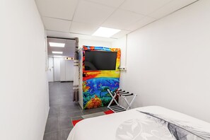 1 chambre, fer et planche à repasser, lit parapluie, Wi-Fi gratuit