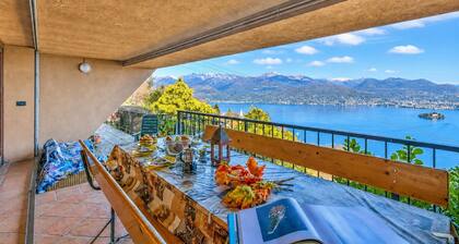 Isola Bella: Lake Maggiore view Terrace in Stresa, Stresa, Italy