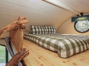 1 bedroom, individually decorated, individually furnished, free WiFi - Binsey Lodge (Wigton)