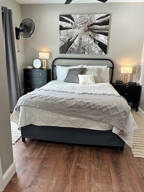 3 bedrooms, iron/ironing board, travel crib, free WiFi