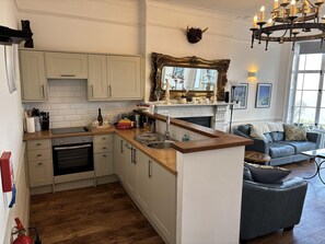 Casa de campo | Cozinha privada | Lava-louças, talheres/pratos/utensílios de cozinha