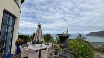 Cottage | Outdoor dining