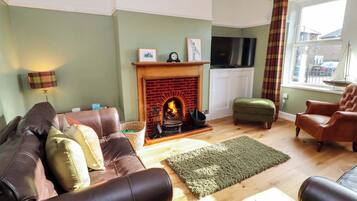 Cottage | Living area