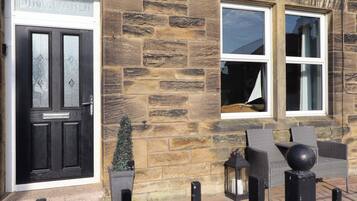 Cottage | Exterior detail