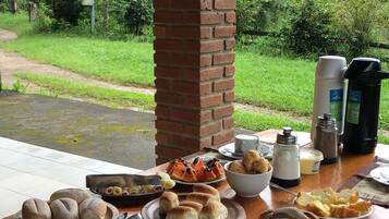 Desayuno buffet incluido todos los días