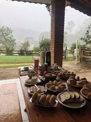 Coffee and/or coffee maker - Recanto Mineiro (São Lourenço)