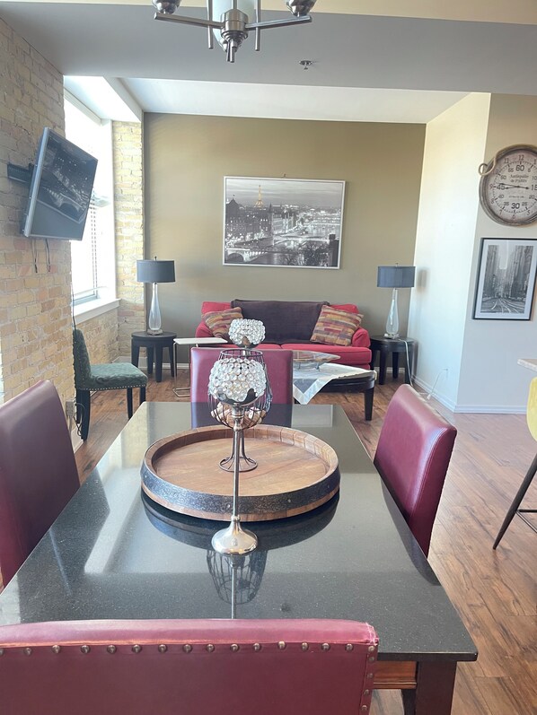 Dining - Executive Condo steps away from waterfront drive in the Exchange District (Winnipeg)