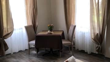 Habitación clásica | Caja fuerte y wifi gratis