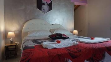 Superior Suite | In-room safe, free WiFi