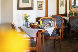 Kontinental frokost hver dag (mot et tillegg)