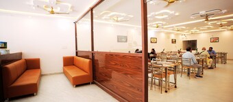SAATWIK 飯店