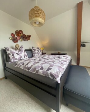 1 bedroom, iron/ironing board, travel cot, WiFi